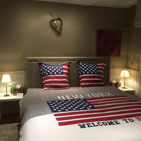 Huyze-peppins Bed & Breakfast *